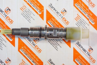 4988835 Форсунка топливная Евро-4 Е4 INJECTOR Cummins 4ISBе4.5, 6ISBe6.7 Взаимозаменяемые номера: 04458835161, D4988835, 0445 8835 161